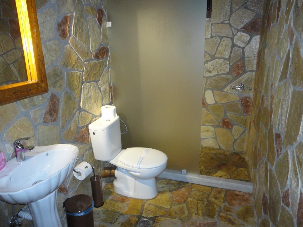 Faraggi Guesthouse Kalawrita Pokój zdjęcie