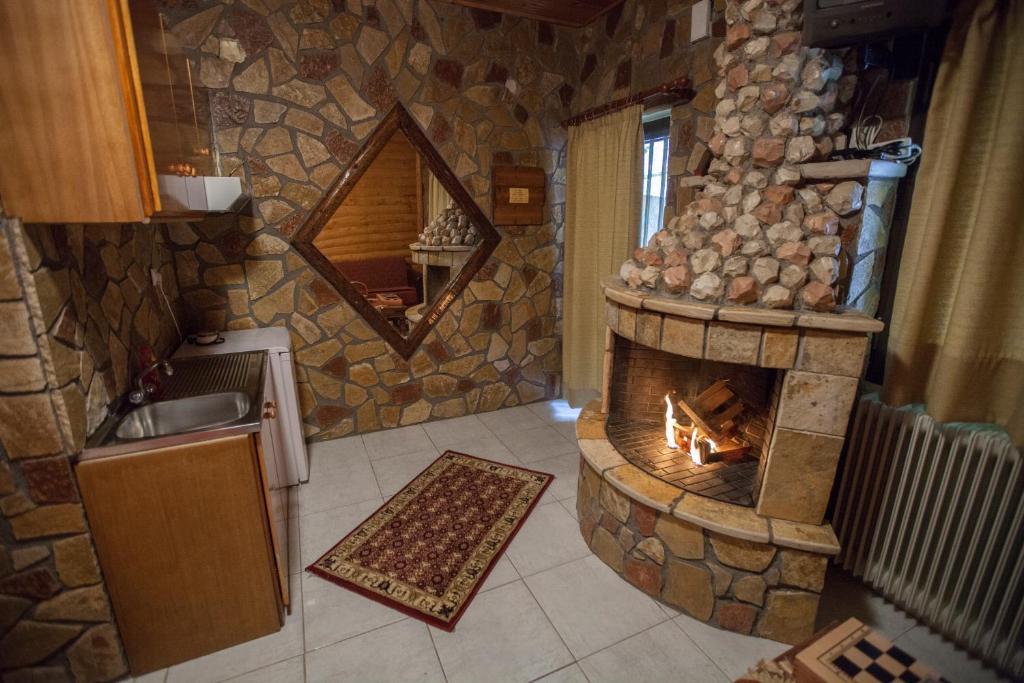 Faraggi Guesthouse Kalawrita Pokój zdjęcie