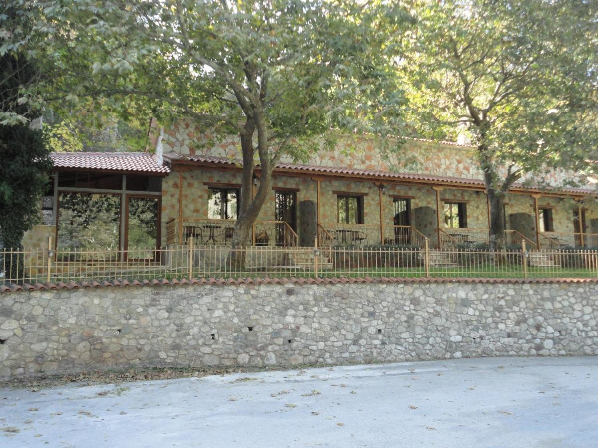 Faraggi Guesthouse Kalawrita Pokój zdjęcie